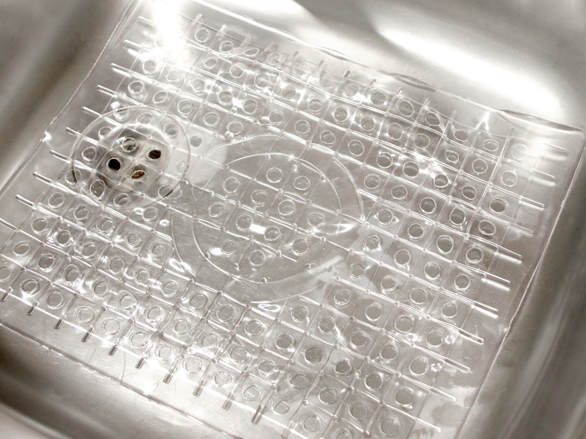 PVC-Spülbeckenmatte, 30x25 cm online kaufen | Pollin.de