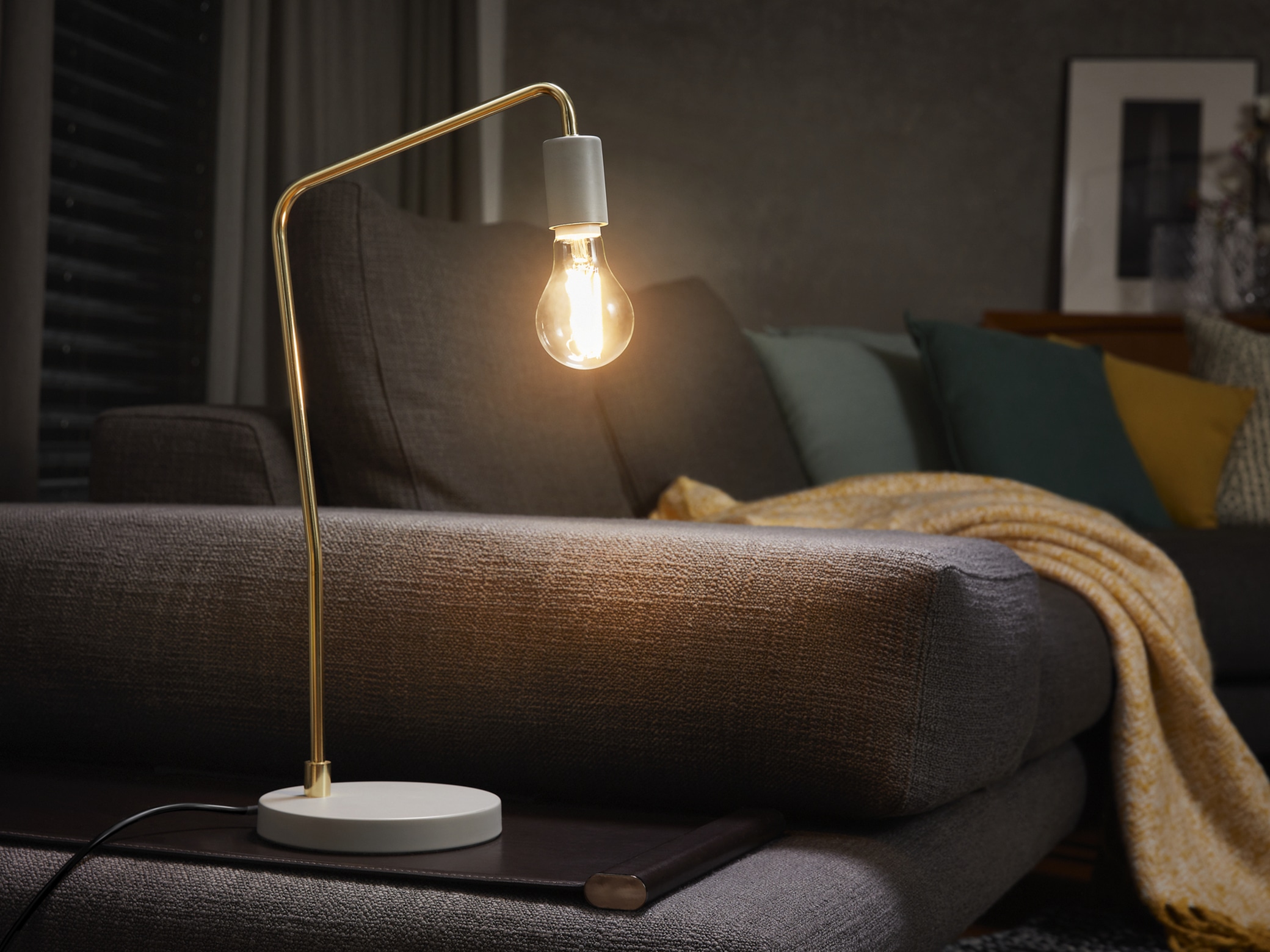 OSRAM LED-Lampe, E27, 11 W, 1521 lm, 2700 K