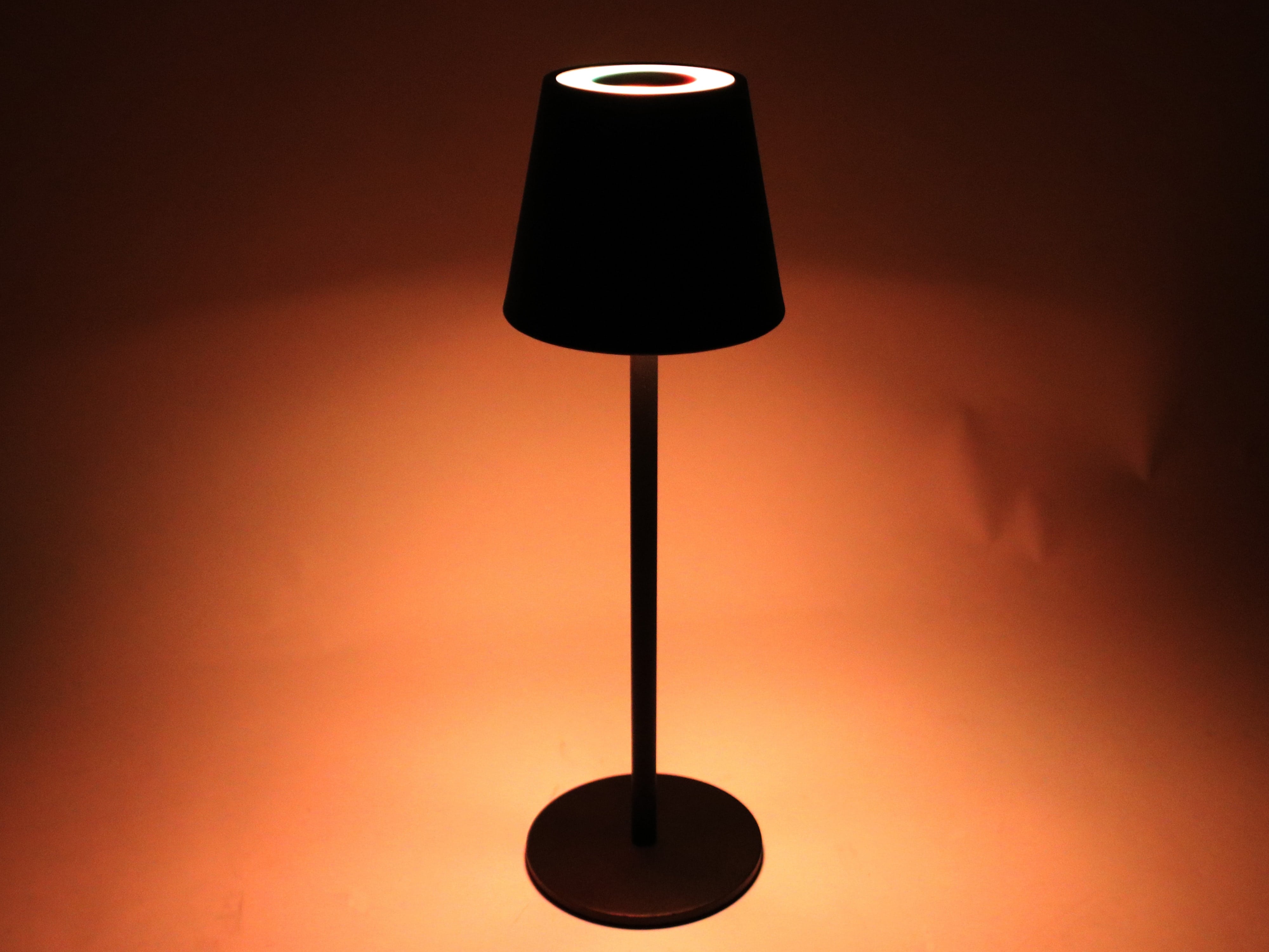 DAYLITE LED-Tischleuchte PBG-1238, 4W, 200lm, RGBW, Akku, schwarz DAYLITE LED-Tischleuchte PBG-1238, 4W, 200lm, RGBW, Akku, schwarz