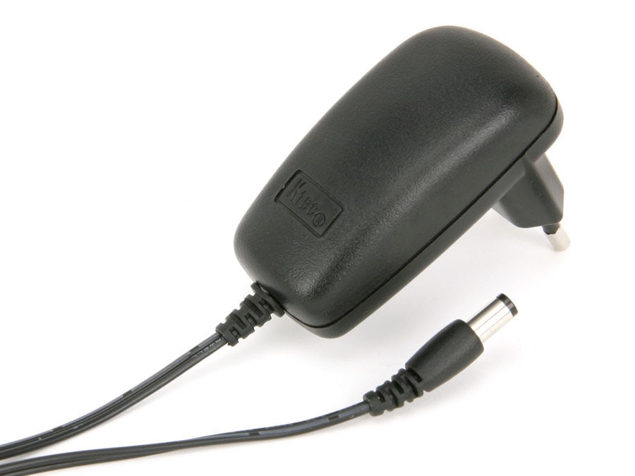 QuatPower Stecker-Schaltnetzteil KSAS0050500100VED, 5 V-/1 A QuatPower Stecker-Schaltnetzteil KSAS0050500100VED, 5 V-/1 A