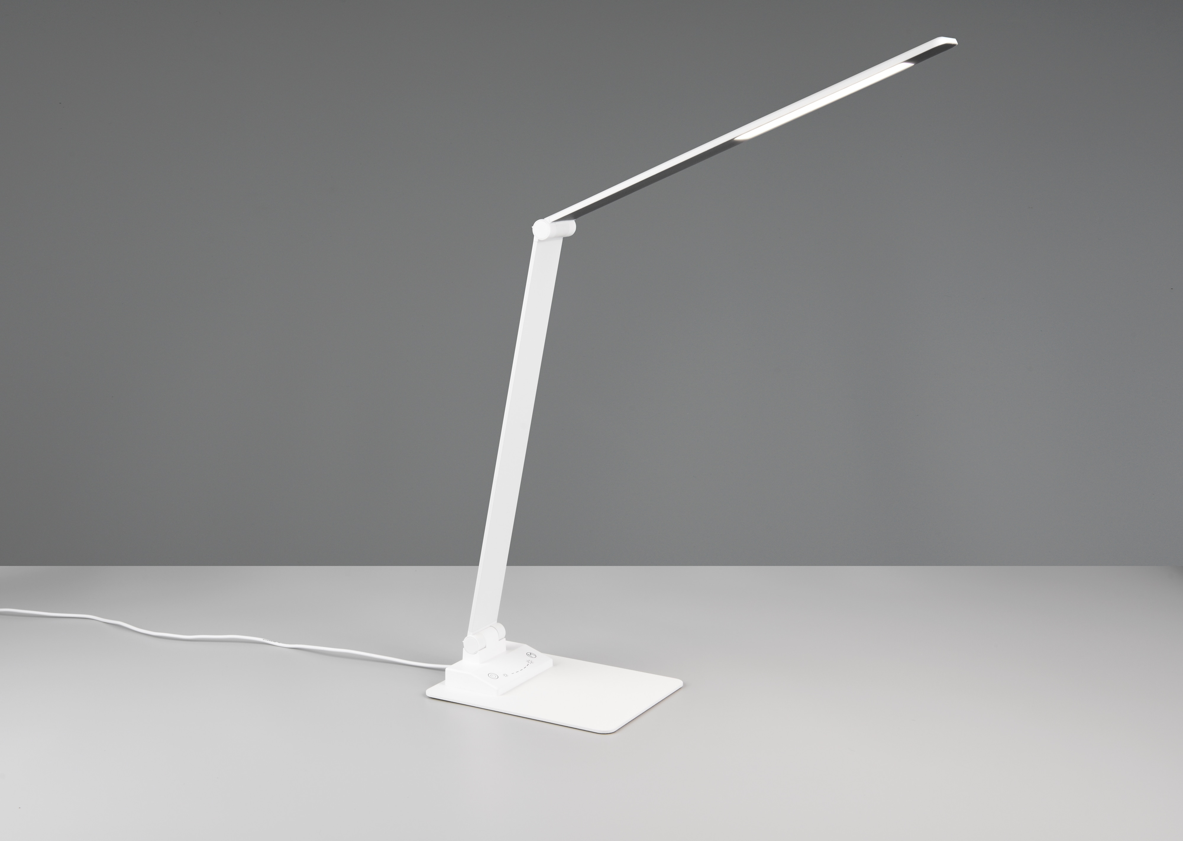 TRIO LED-Tischleuchte Travis 545310131 weiß, 6,5 W, 650 lm, CCT TRIO LED-Tischleuchte Travis 545310131 weiß, 6,5 W, 650 lm, CCT