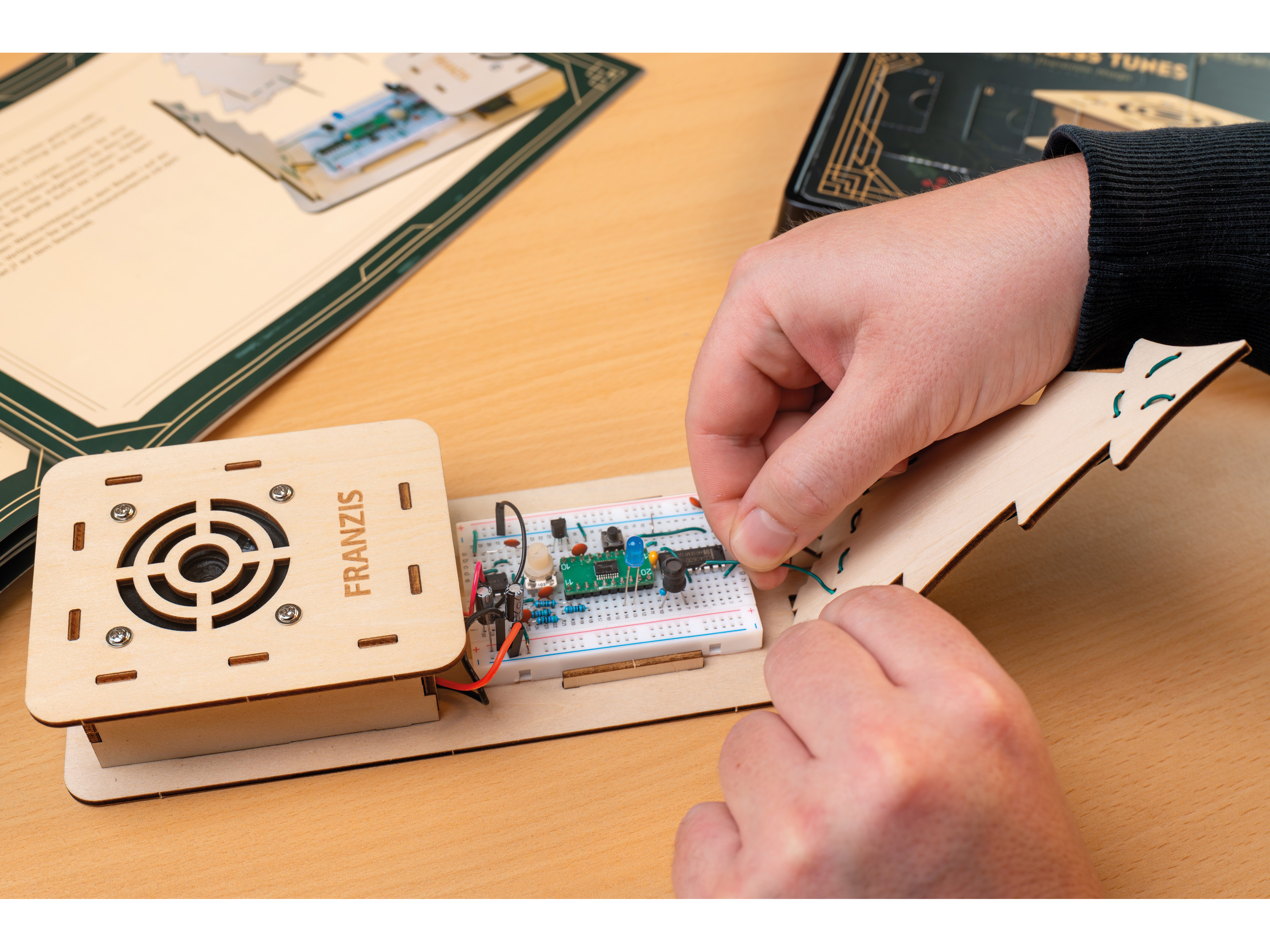 FRANZIS Magische Klänge: Das Theremin zum Selberbauen