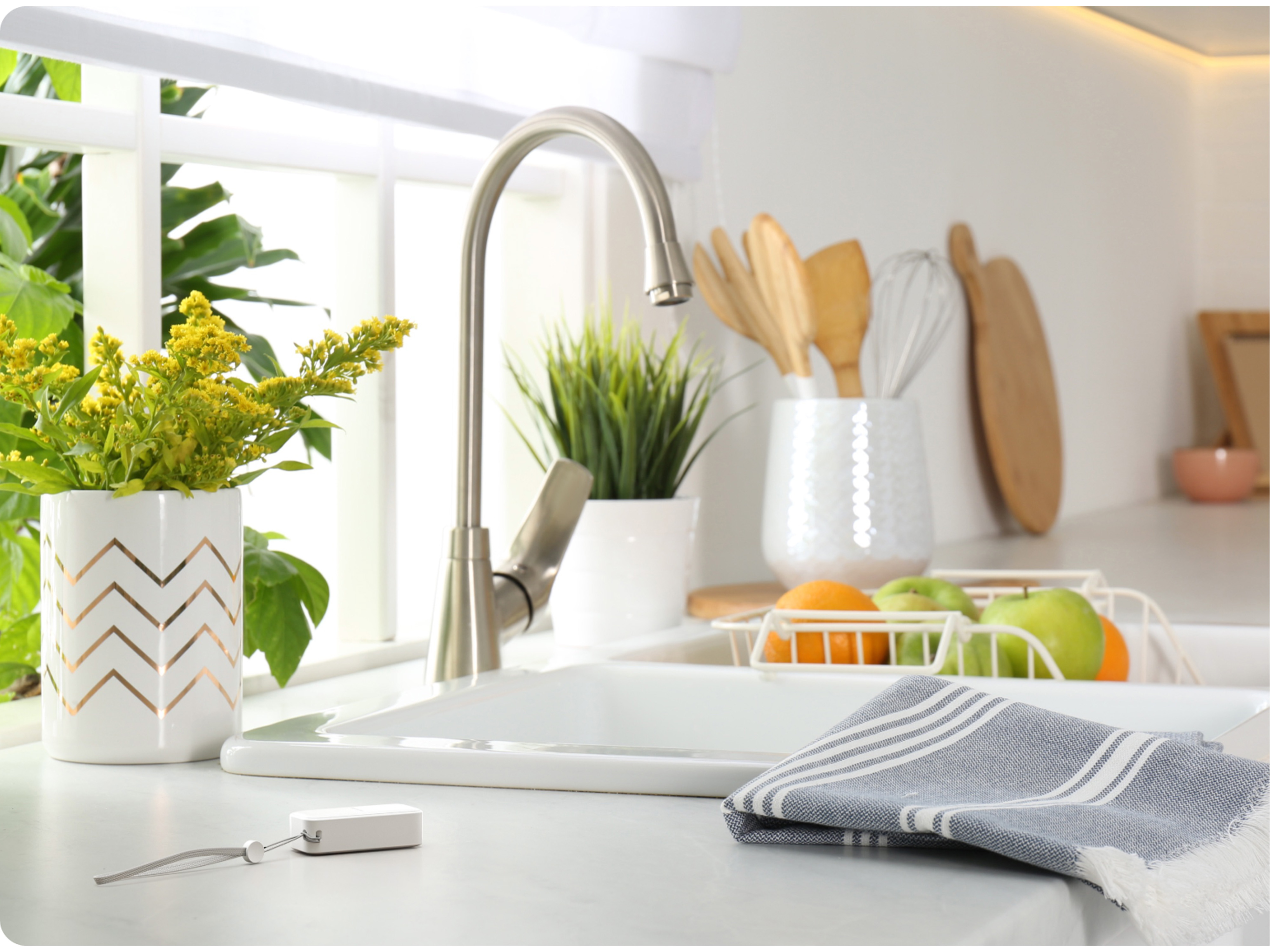 SWITCHBOT Thermometer Outdoor Meter, Innen/Außen, IP65, weiß