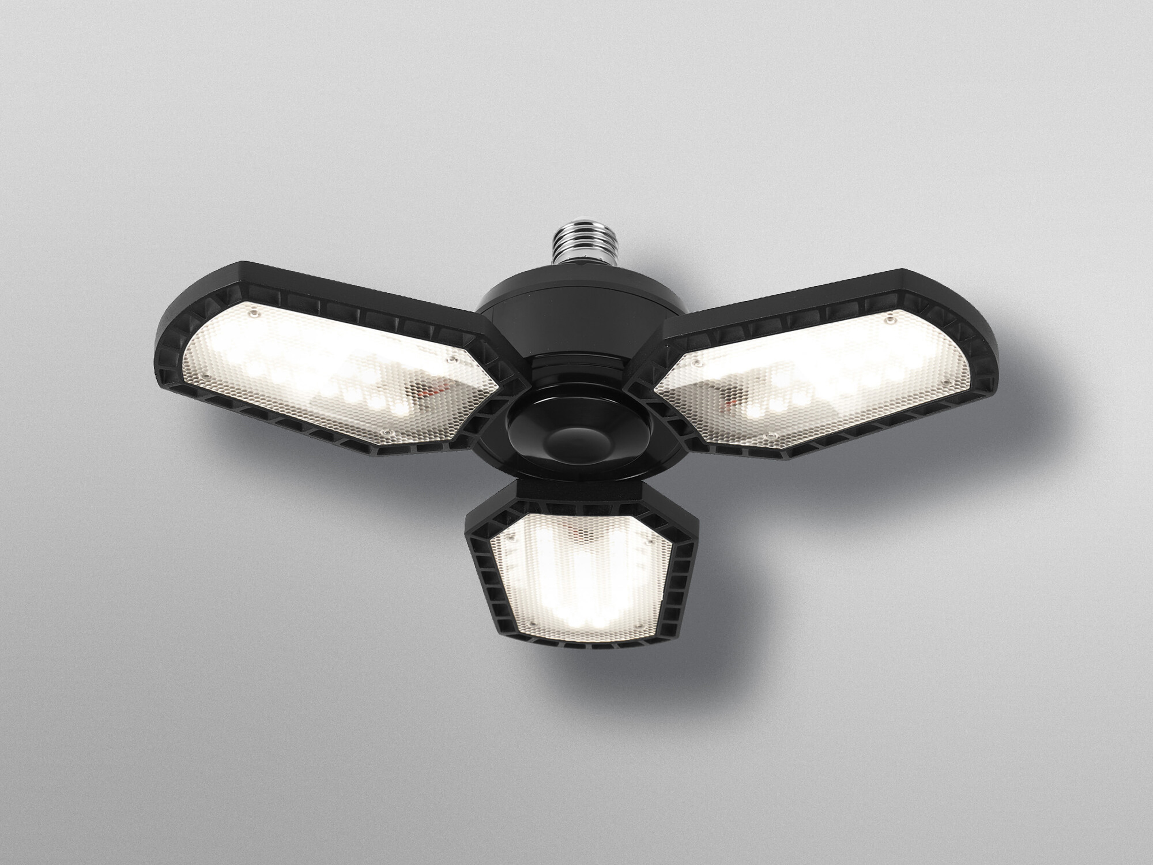 OSRAM LED-Deckenleuchte, E27, 40W, 4000K, EEK: F, 4300lm, IP20, schwarz