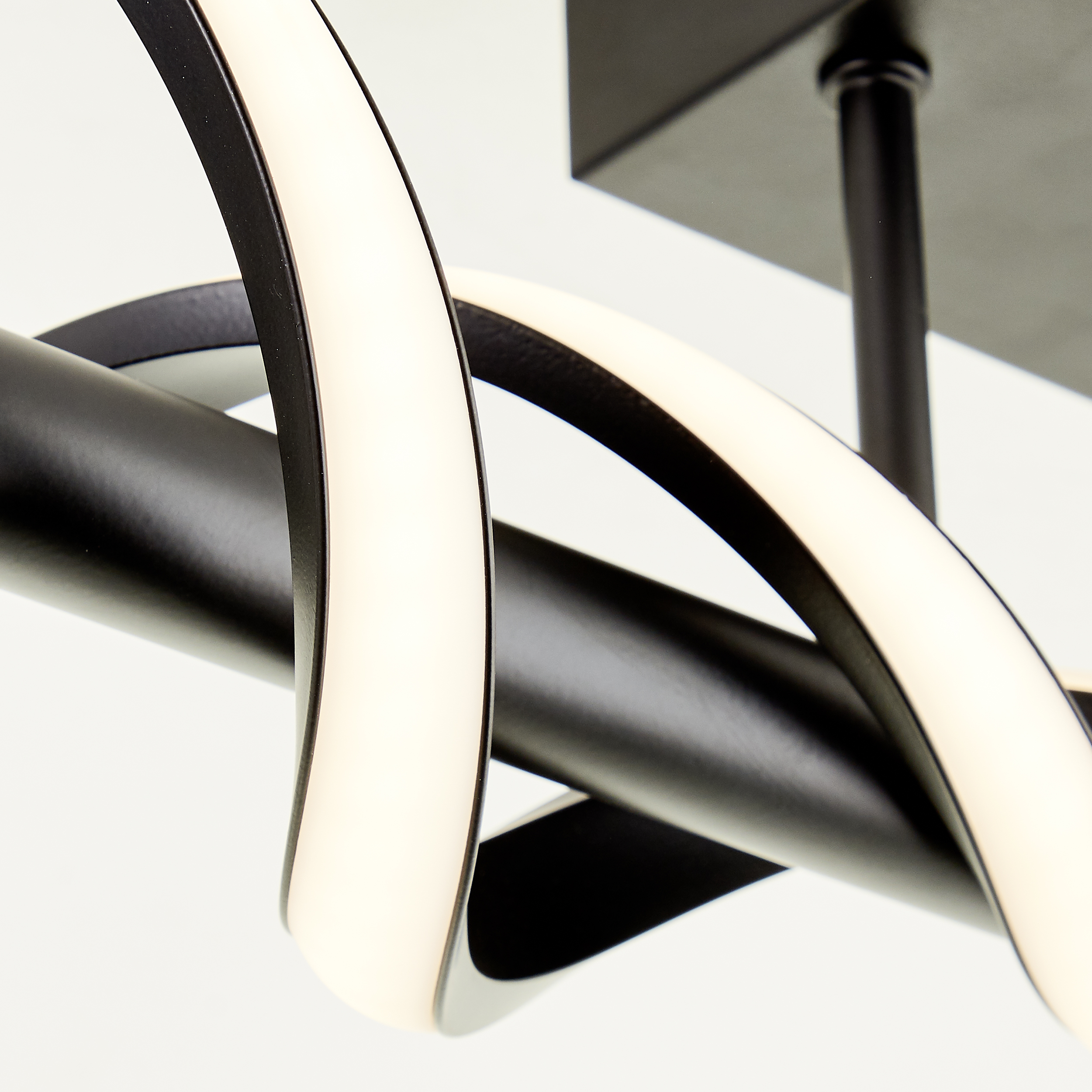 BRILLIANT LED-Deckenleuchte, 16 W, 3000 K, 2100 lm, warmweiß, IP20, schwarz