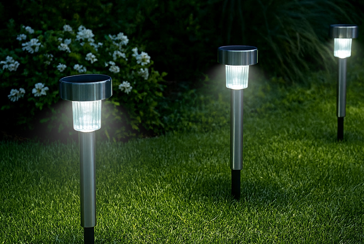 BLULAXA Solar LED-Gartenleuchte 51016, 6500K, IP44, stahlfarbig BLULAXA Solar LED-Gartenleuchte 51016, 6500K, IP44, stahlfarbig