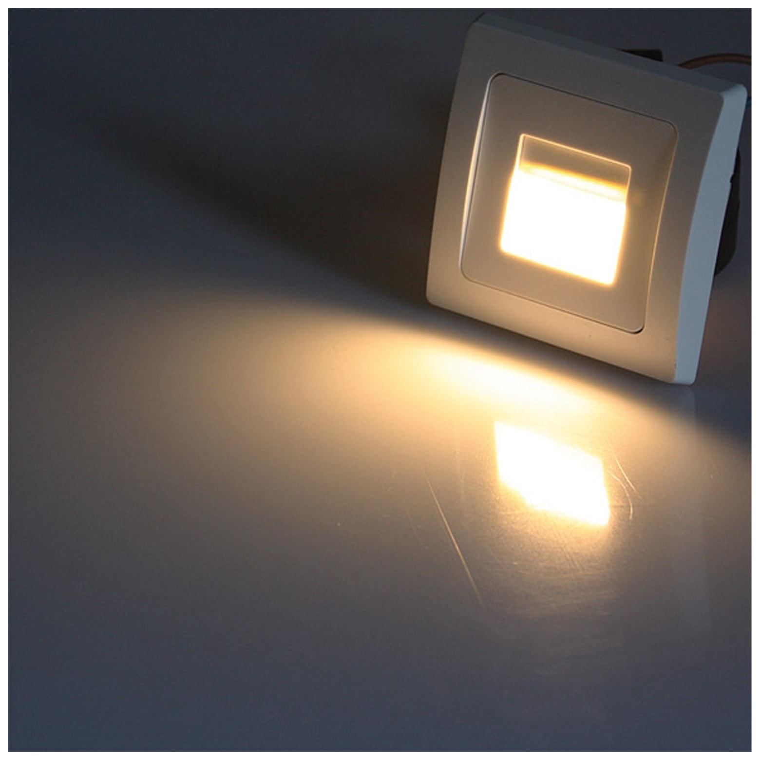 DELPHI LED-Einbauleuchte 3000k, ww, 110 lm, EEK F DELPHI LED-Einbauleuchte 3000k, ww, 110 lm, EEK F