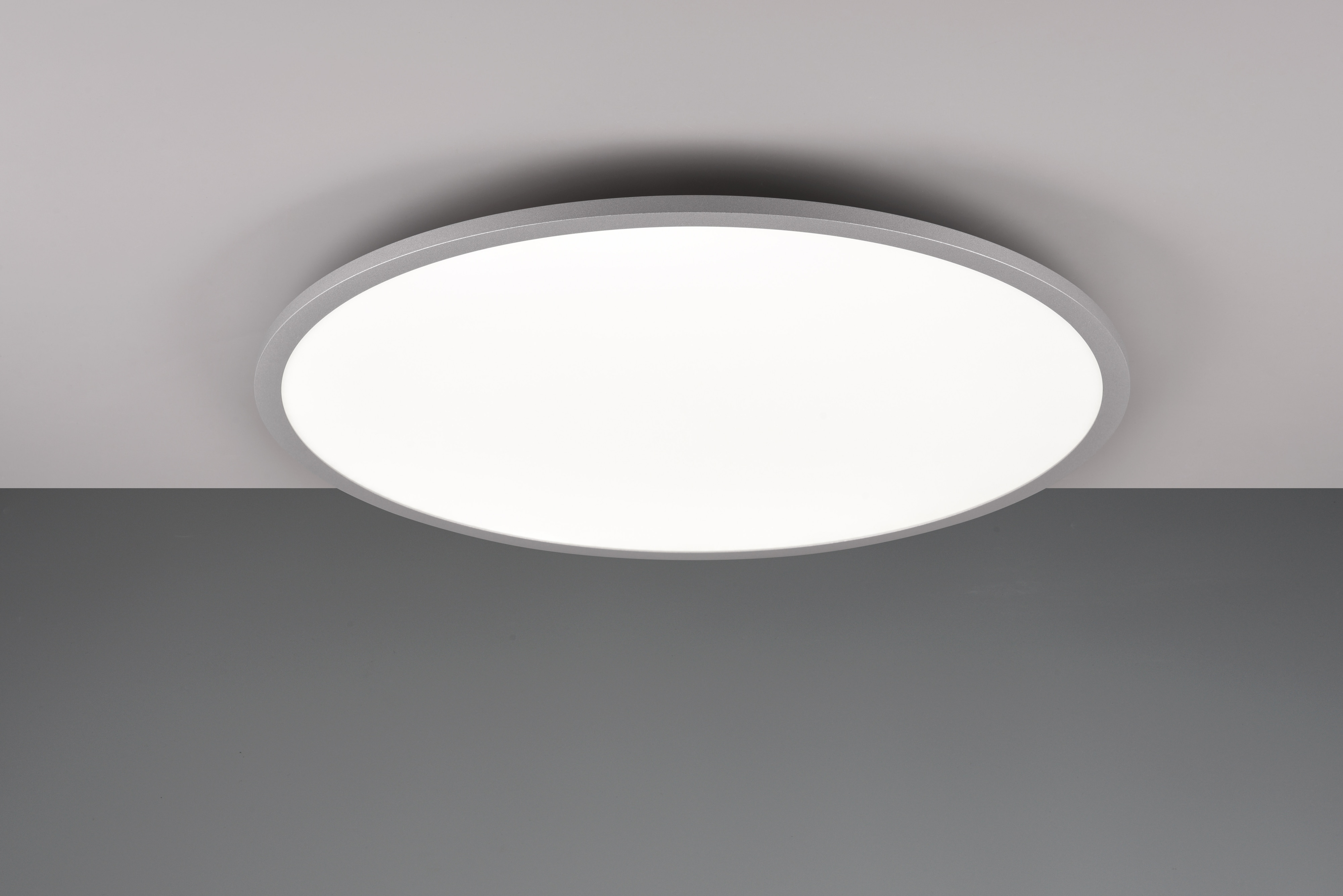 TRIO LED-Deckenleuchte Yuma 641719287 Titanfarbig, 35 W, 4200 lm, CCT, 4 W RGB TRIO LED-Deckenleuchte Yuma 641719287 Titanfarbig, 35 W, 4200 lm, CCT, 4 W RGB