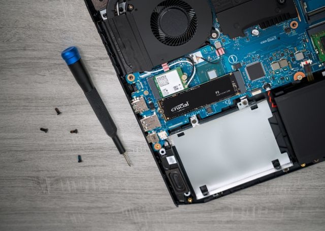 CRUCIAL M.2 SSD P3 CT2000P3SSD8 2TB