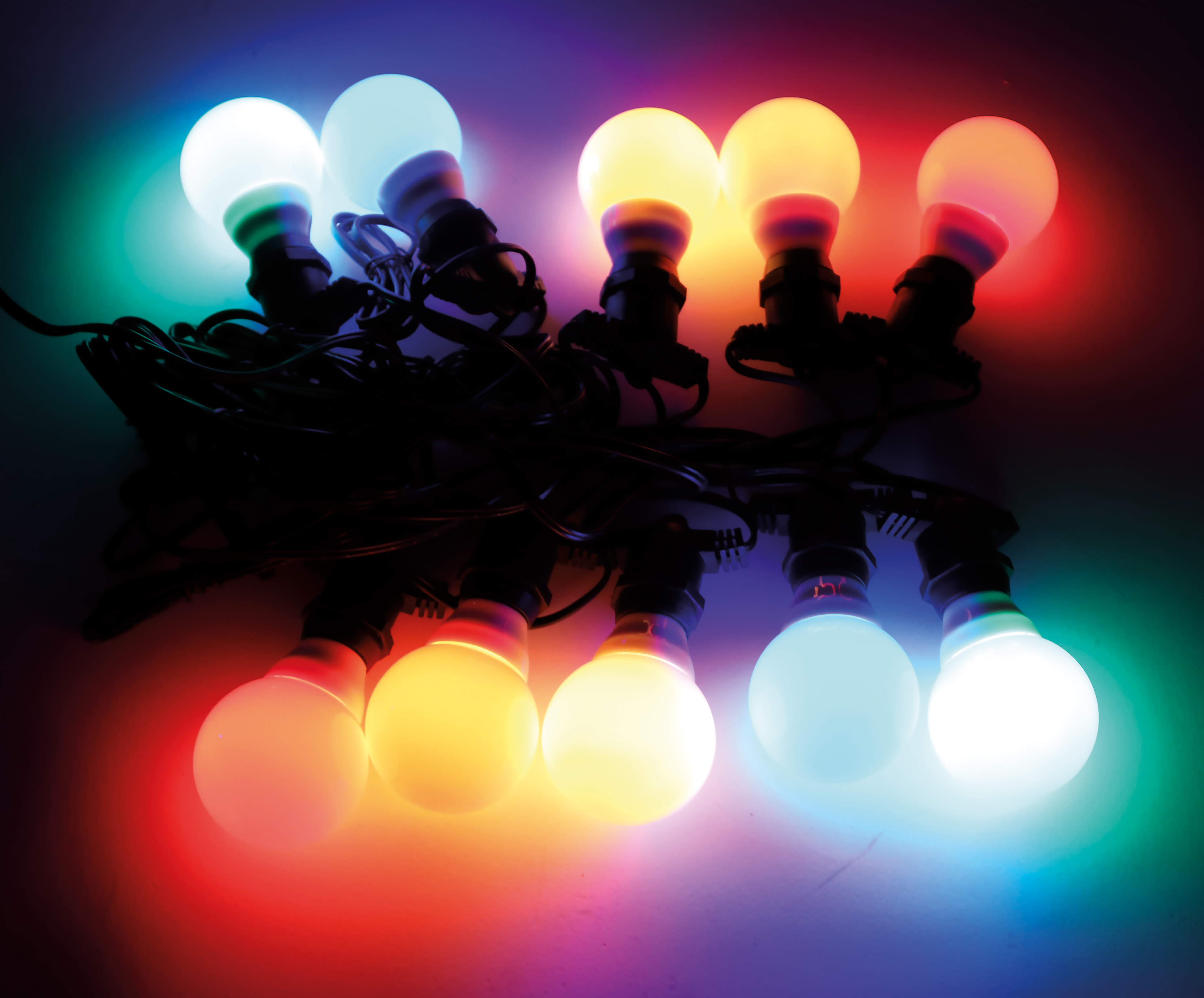 RGB Lichterkette mit Fernbedienung GT-PLC-CC-02 RGB Lichterkette mit Fernbedienung GT-PLC-CC-02