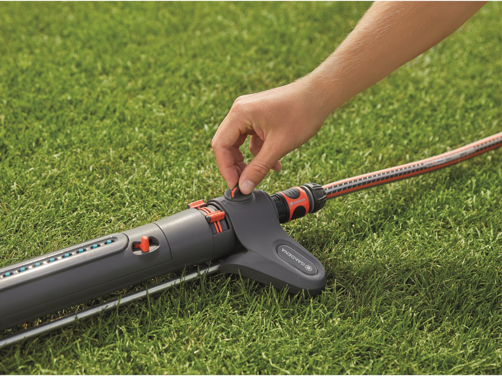 GARDENA Viereckregner AquaZoom L