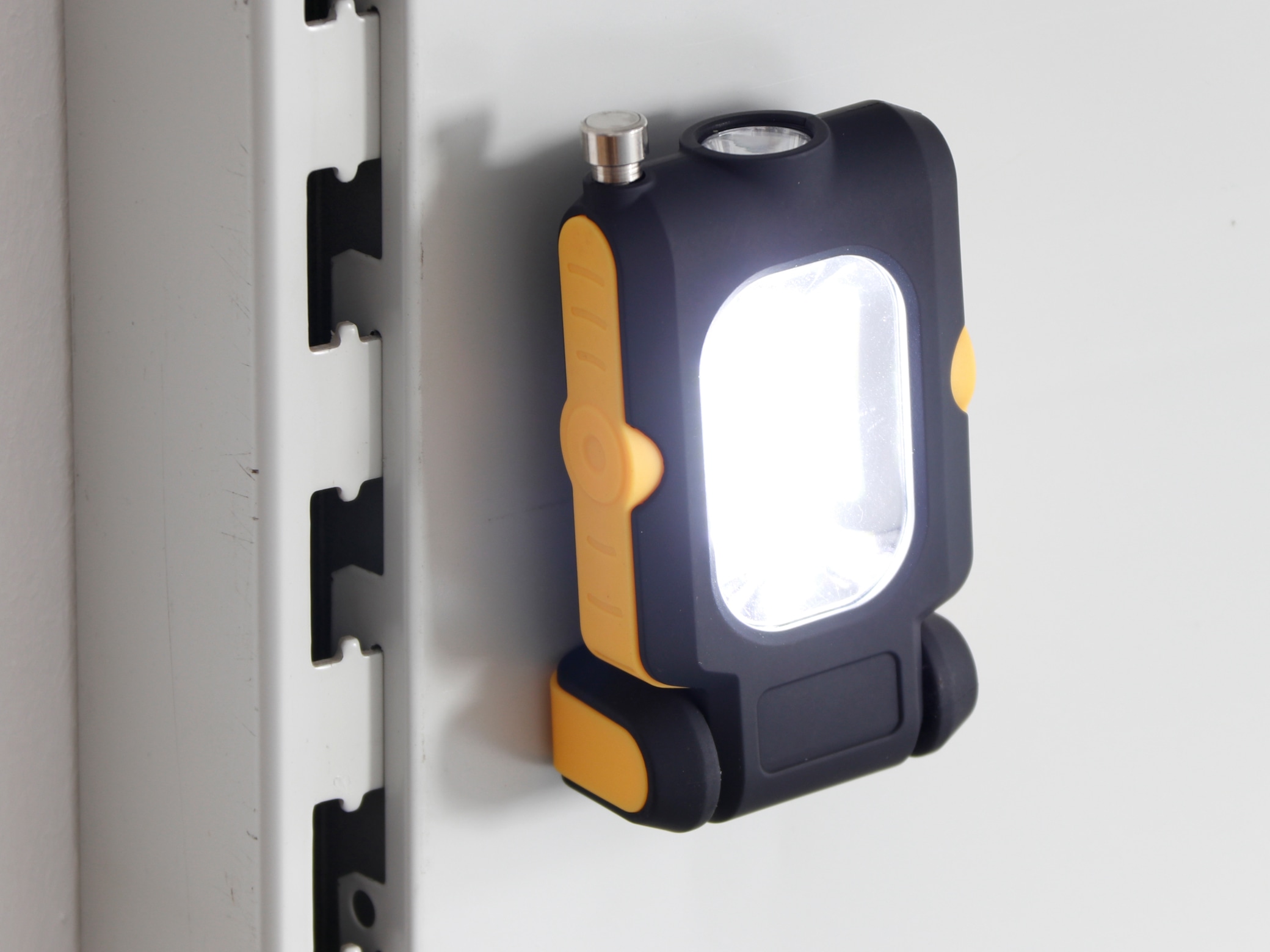 DAYLITE LED Pickup-Lampe MAS-SJ7-105 Handheld Worklight schwarz/gelb DAYLITE LED Pickup-Lampe MAS-SJ7-105 Handheld Worklight schwarz/gelb