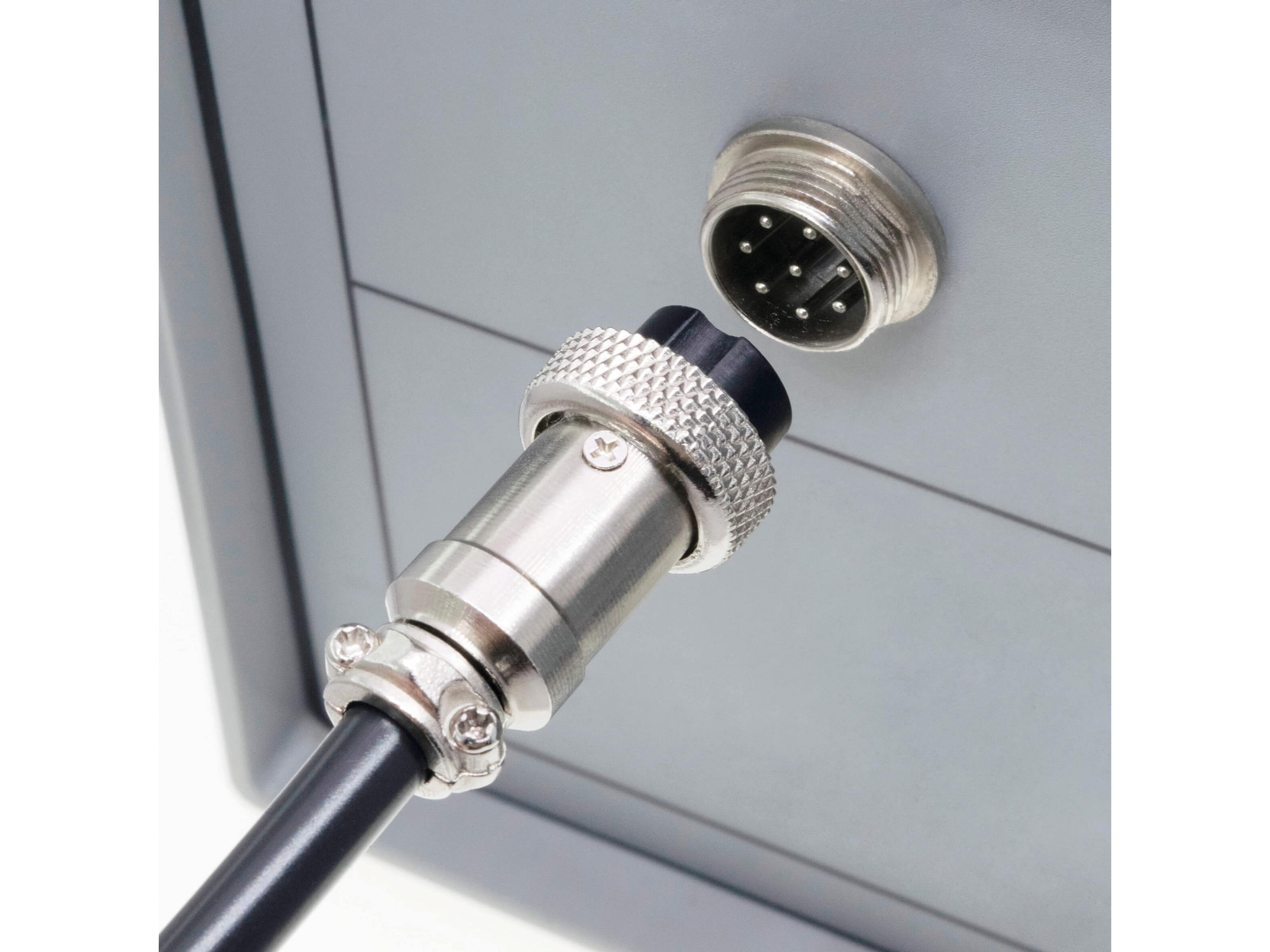 Rundsteckverbinder, 8-polig, 30V, 1A, Lötanschluss, IP55, wire to panel, 1 Stecker + 1 Buchse Rundsteckverbinder, 8-polig, 30V, 1A, Lötanschluss, IP55, wire to panel, 1 Stecker + 1 Buchse