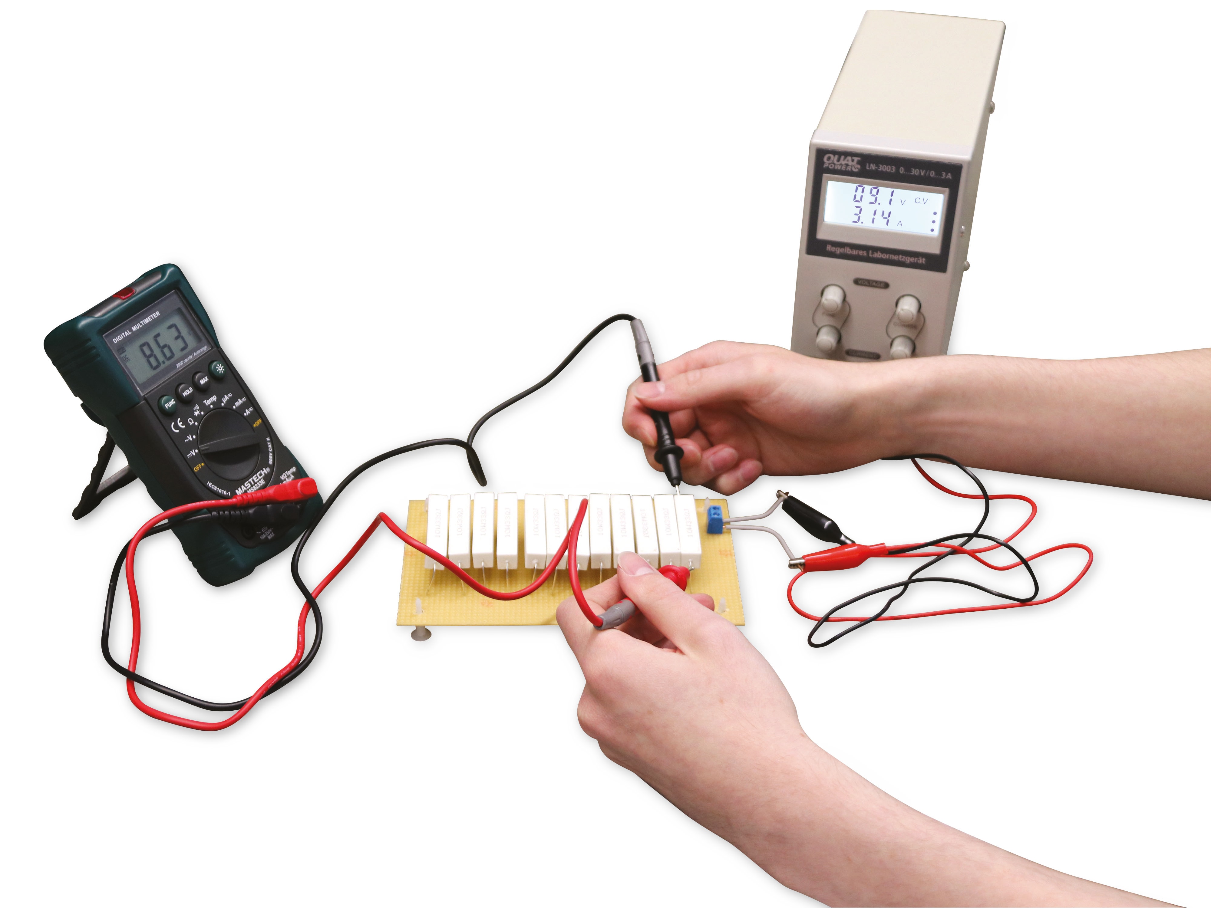 QUATPOWER Regelbares Labornetzgerät LN-3003, 0...30 V-/0...3 A QUATPOWER Regelbares Labornetzgerät LN-3003, 0...30 V-/0...3 A