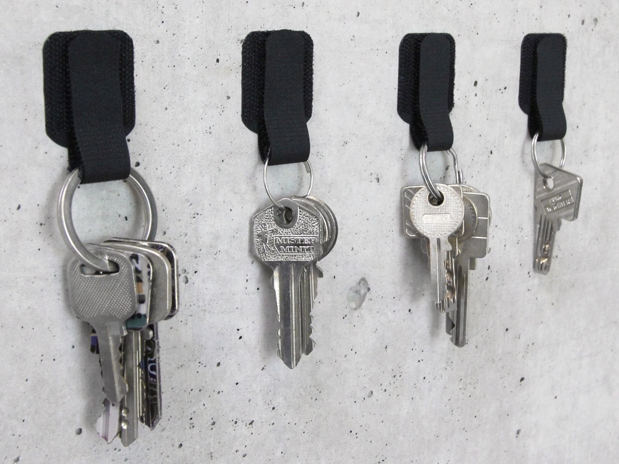 LABEL THE CABLE LTC Klett-Kabelbinder WALL STRAPS, schwarz, 10 Stück