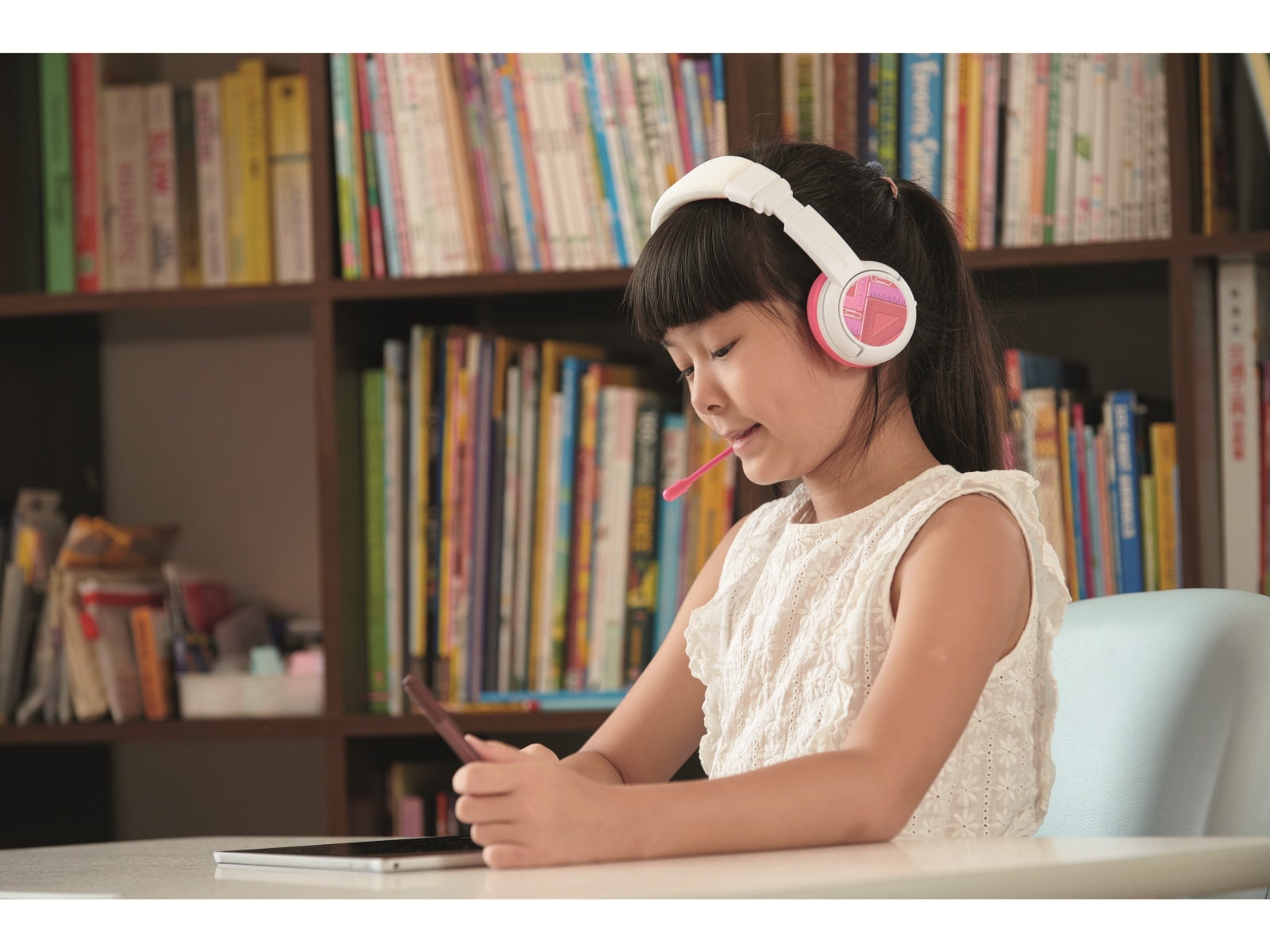 ONANOFF Bluetooth On-Ear Kopfhörer BuddyPhones School+, für Kinder, weiß/pink