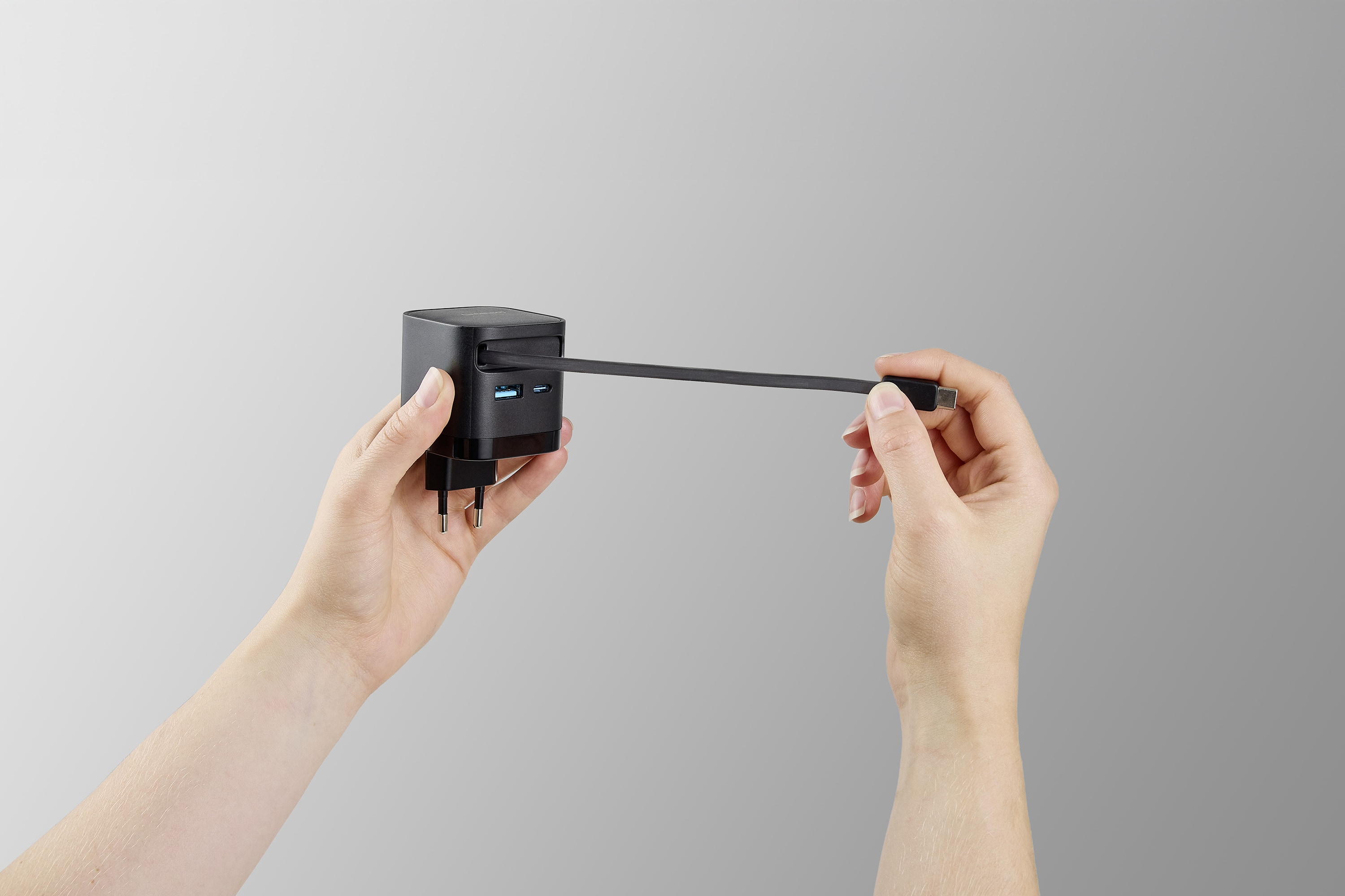 INTENSO Netzteil 7806520, 65 W, Schwarz