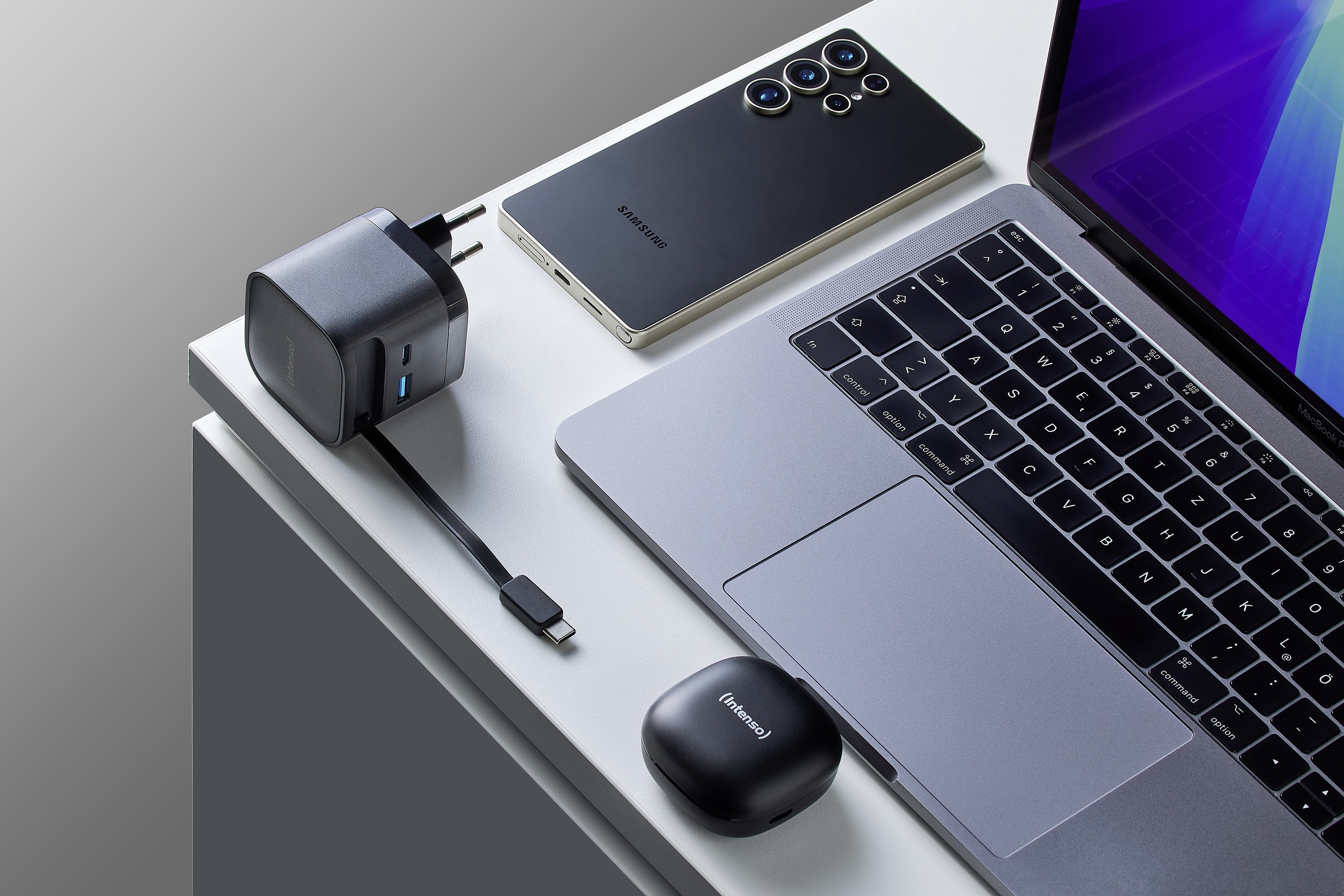 INTENSO Netzteil 7806520, 65 W, Schwarz