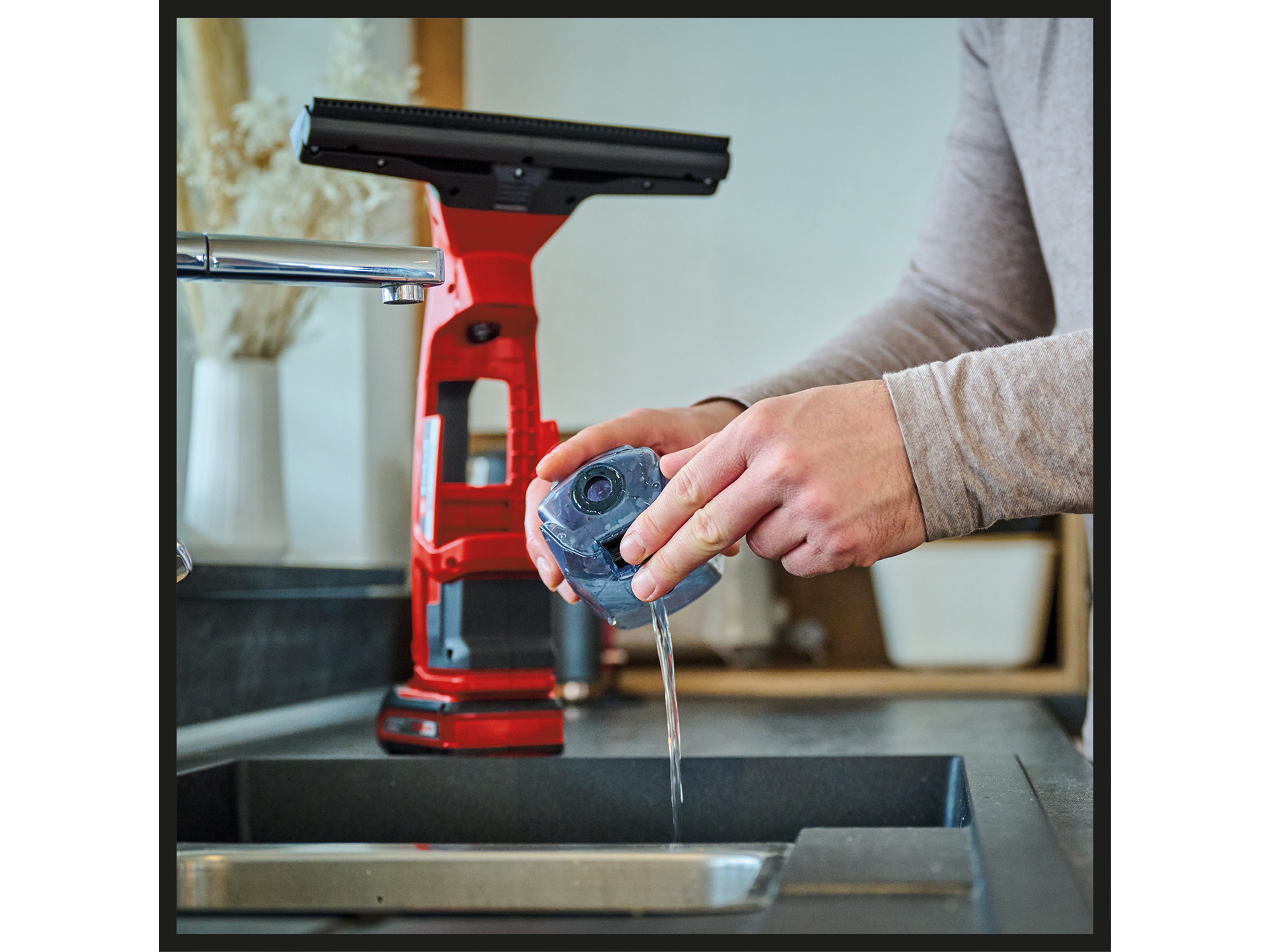 EINHELL Akku-Fensterreiniger Brillianto Solo