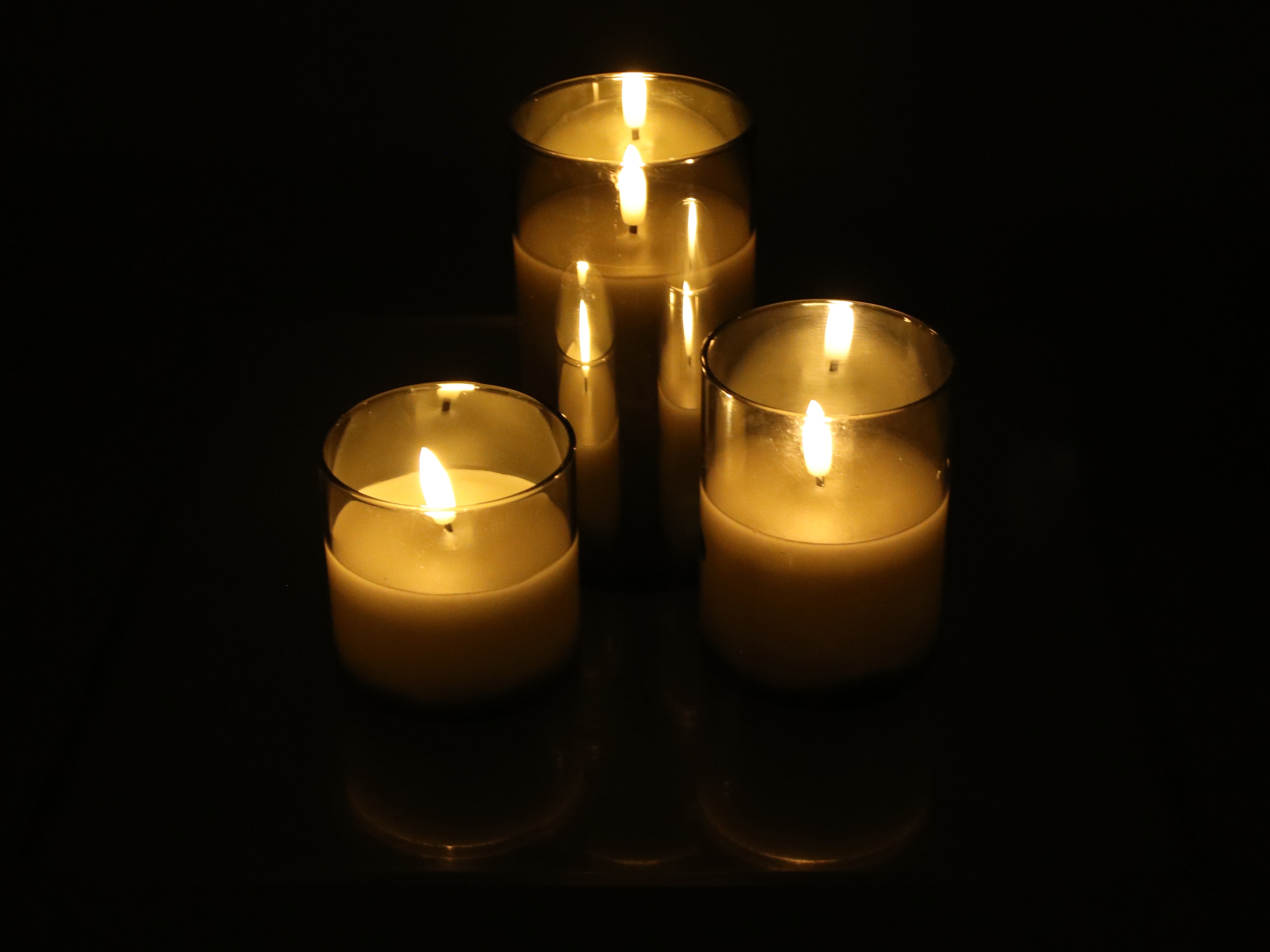 LED-Echtwachskerze, Glas, mit Timer, 3 Stück, grau LED-Echtwachskerze, Glas, mit Timer, 3 Stück, grau